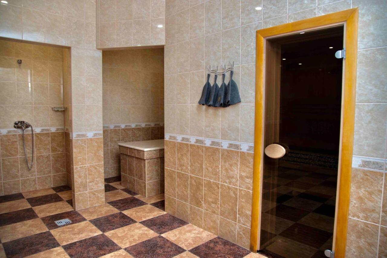 Hotel Вілія à Lomacineţi Extérieur photo